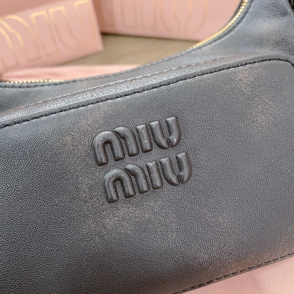 Anum Bags Miun Miun Luxury Bag --122979