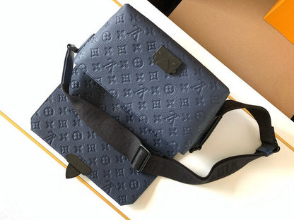 Anum Bags ln Luxury Bag --71019