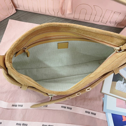Anum Bags Miun Miun Luxury Bag --122560