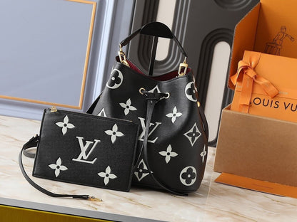 Anum Bags ln Luxury Bag --77086