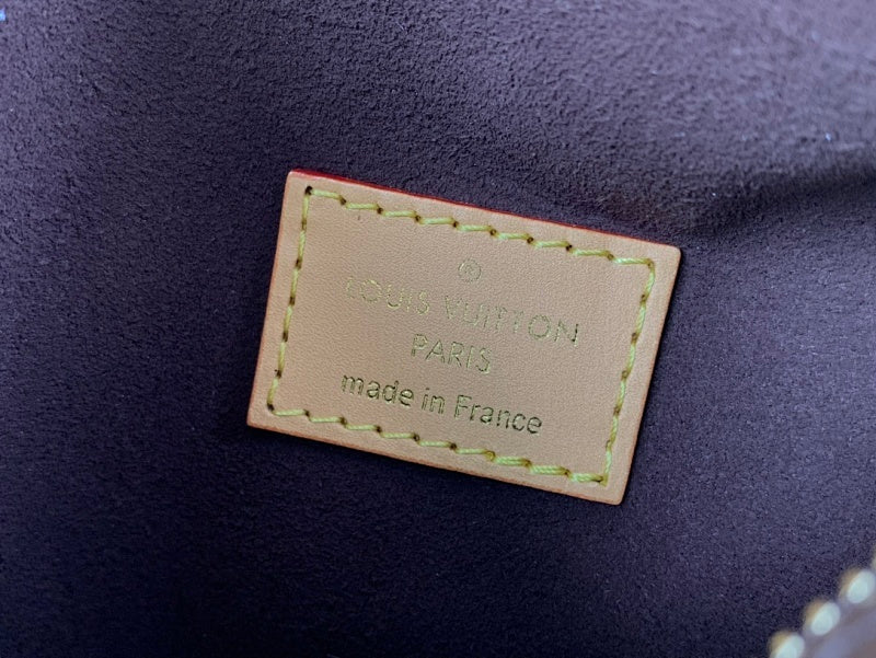 Anum Bags ln Luxury Bag --61573