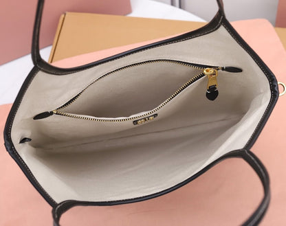 Anum Bags Miun Miun Luxury Bag --123193