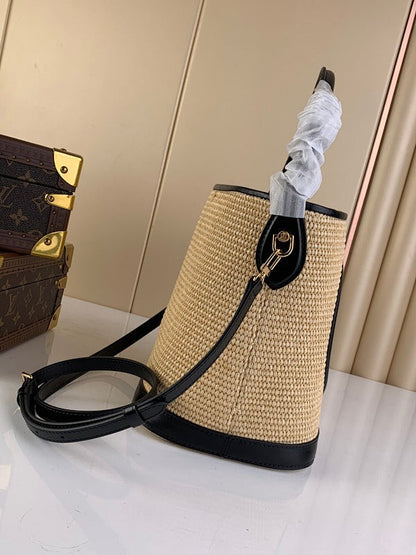 Anum Bags ln Luxury Bag --61056