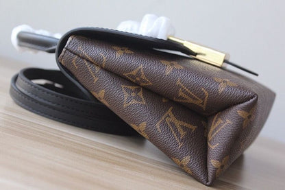 Anum Bags ln Luxury Bag --58997