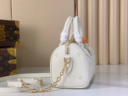 Anum Bags ln Luxury Bag --95912