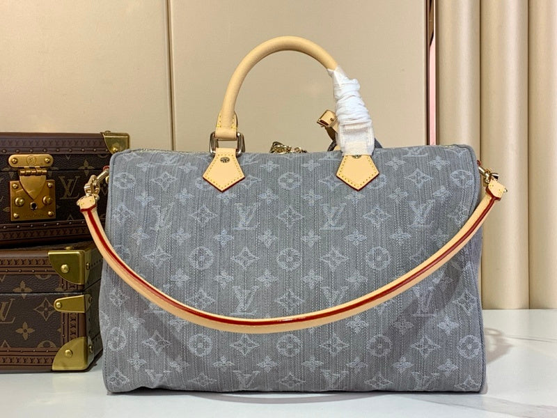 Anum Bags ln Luxury Bag --62749