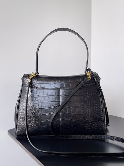 Anum Bags Balenciaga Luxury Bag --111558