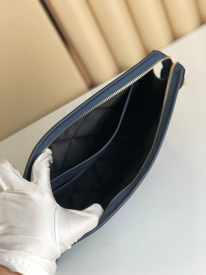 Anum Bags ln Luxury Bag --67092