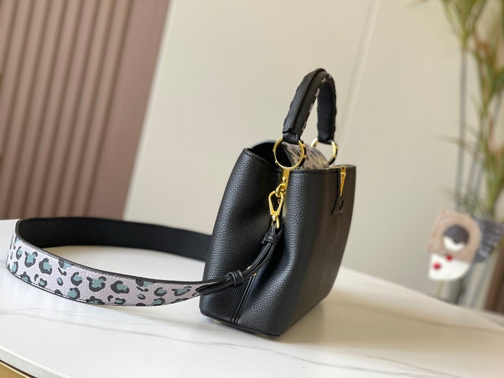 Anum Bags ln Luxury Bag --75726
