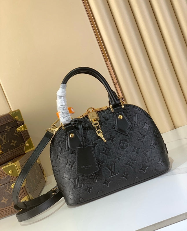 Anum Bags ln Luxury Bag --62939