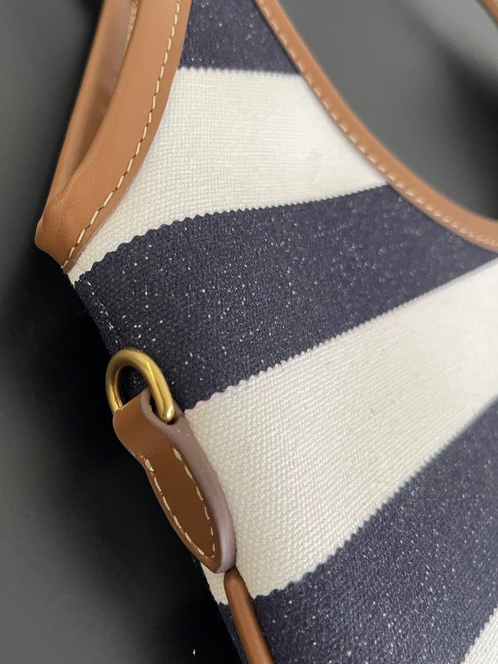 Anum Bags Miun Miun Luxury Bag --123354