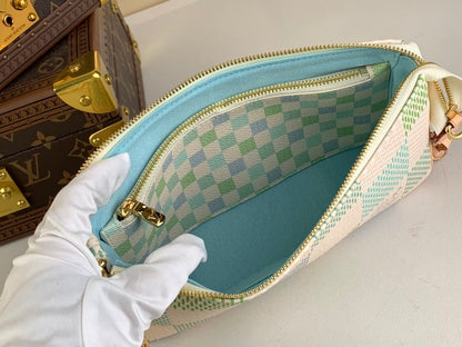 Anum Bags ln Luxury Bag --62156