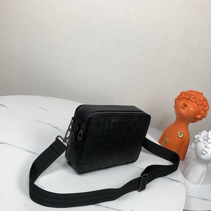 Anum Bags ln Luxury Bag --70444