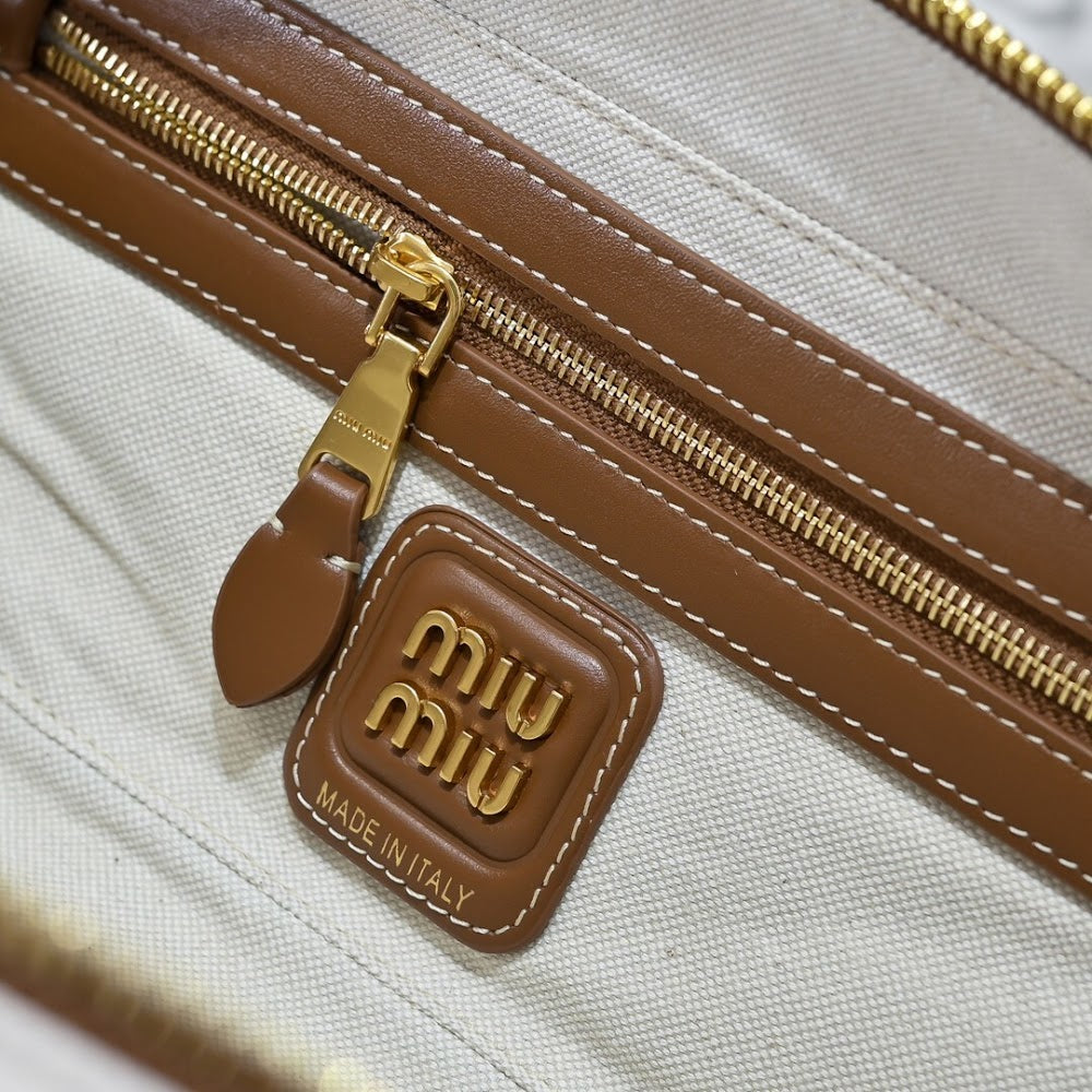 Anum Bags Miun Miun Luxury Bag --123472