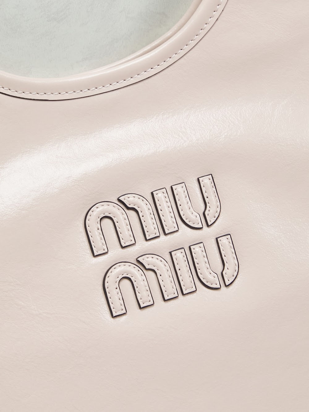 Anum Bags Miun Miun Luxury Bag --123152