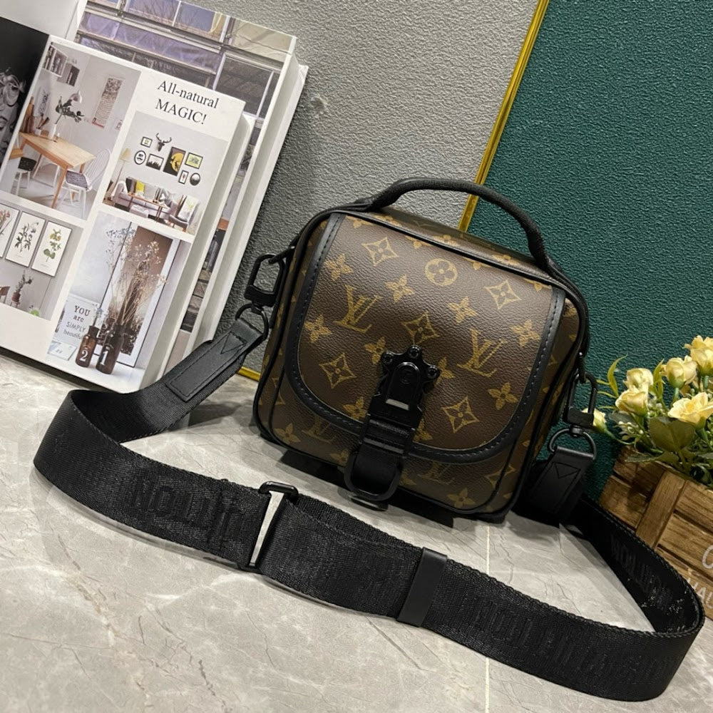 Anum Bags ln Luxury Bag --71348