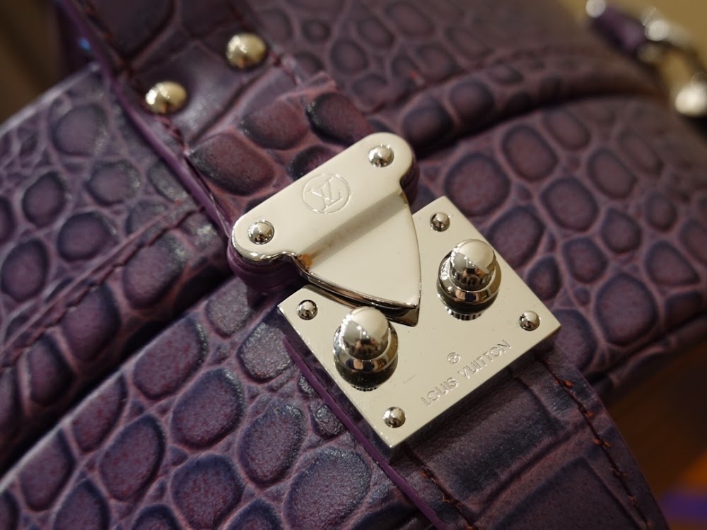 Anum Bags ln Luxury Bag --60222