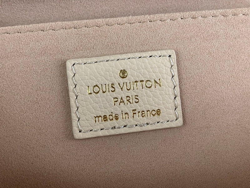 Anum Bags ln Luxury Bag --61478