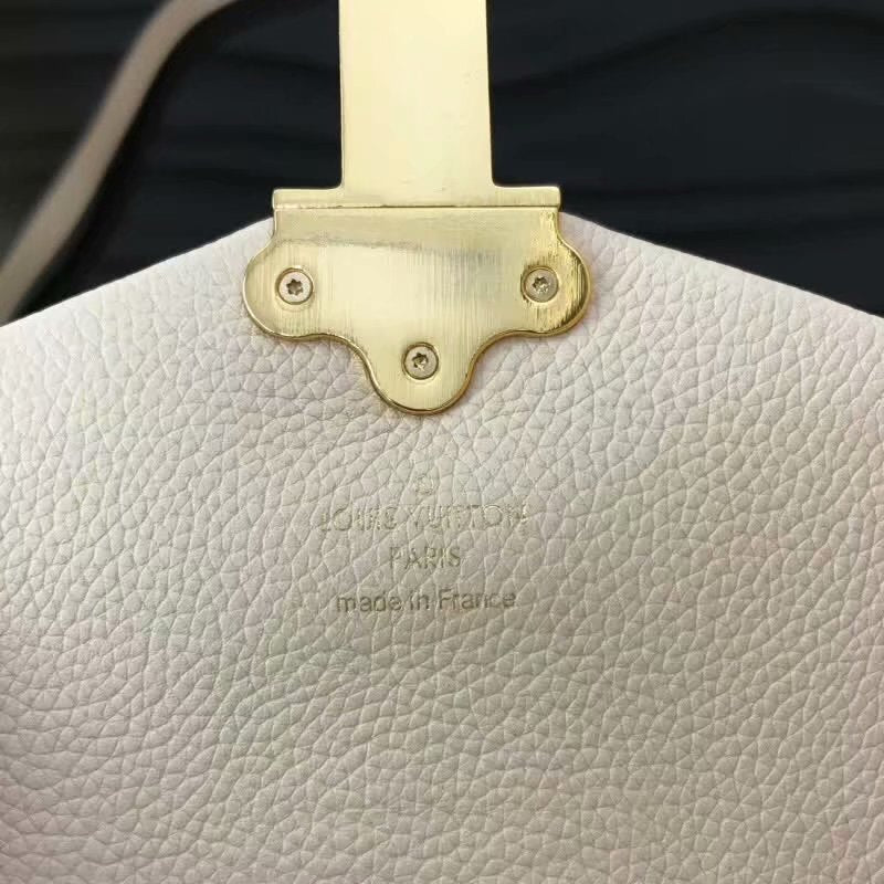 Anum Bags ln Luxury Bag --60365