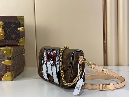 Anum Bags ln Luxury Bag --62925