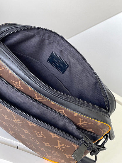 Anum Bags ln Luxury Bag --70212