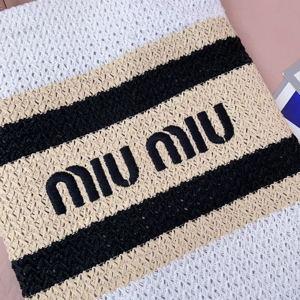 Anum Bags Miun Miun Luxury Bag --122659