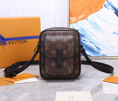 Anum Bags ln Luxury Bag --70196