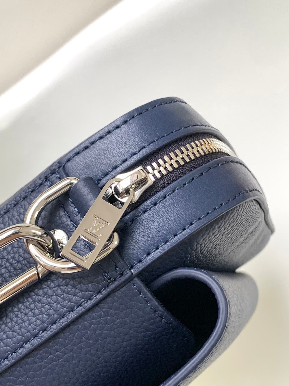 Anum Bags ln Luxury Bag --70086