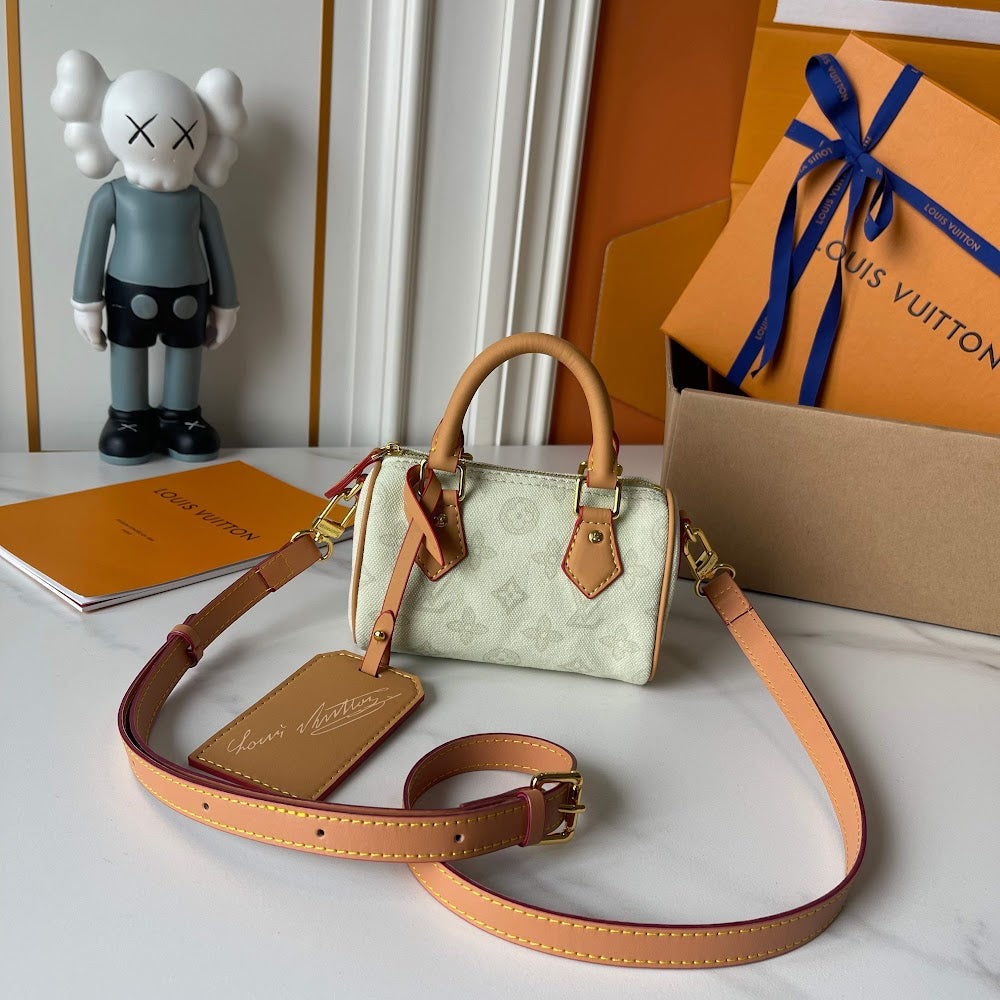 Anum Bags ln Luxury Bag --77660