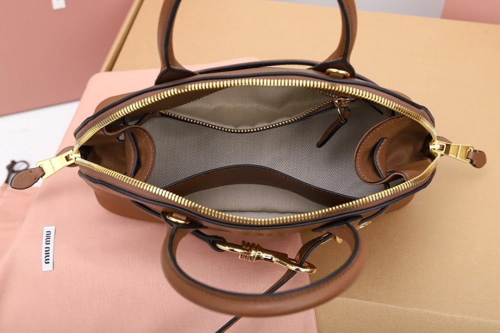 Anum Bags Miun Miun Luxury Bag --123203