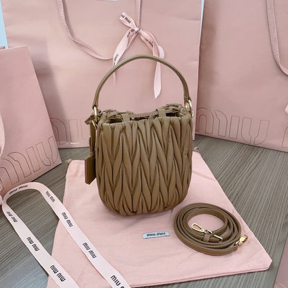 Anum Bags Miun Miun Luxury Bag --122481