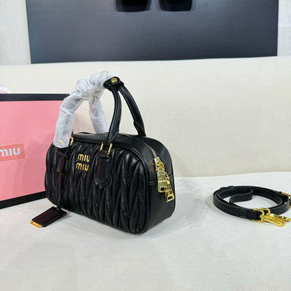 Anum Bags pradn Luxury Bag --75311
