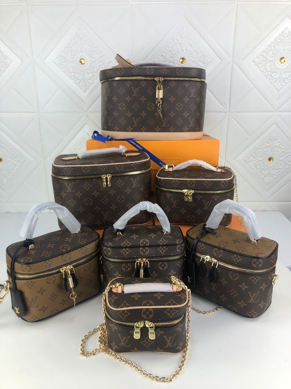 Anum Bags ln Luxury Bag --75648