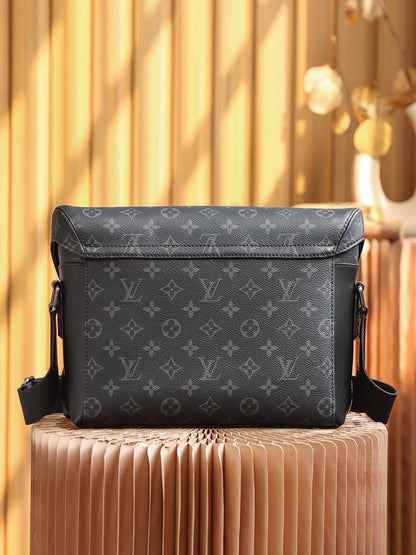 Anum Bags ln Luxury Bag --71138