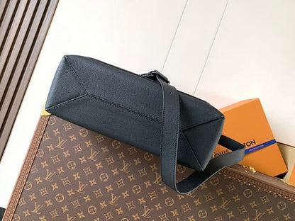 Anum Bags ln Luxury Bag --71577