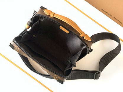 Anum Bags ln Luxury Bag --71020