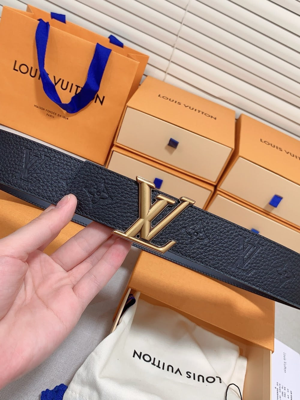 Anum Bags ln Luxury Belt --106567