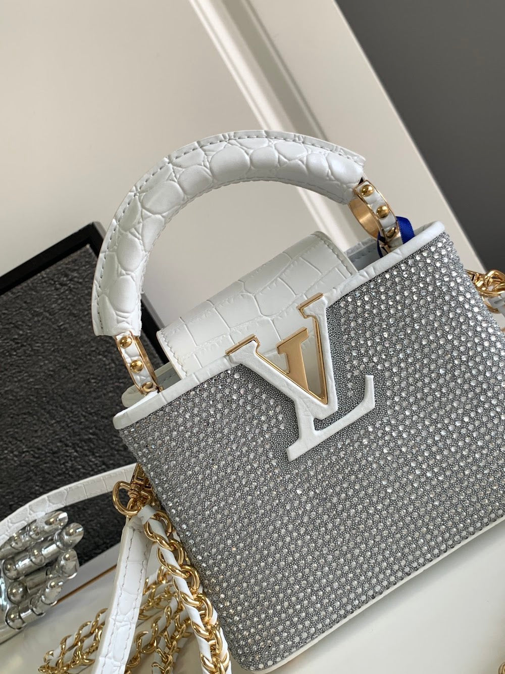 Anum Bags ln Luxury Bag --96824