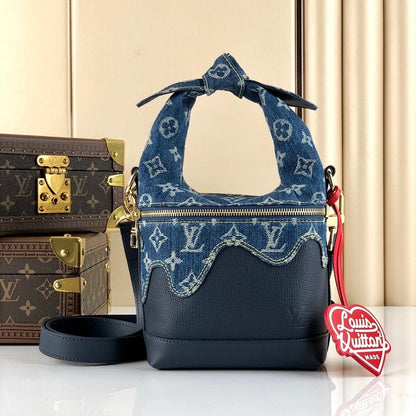 Anum Bags ln Luxury Bag --60527