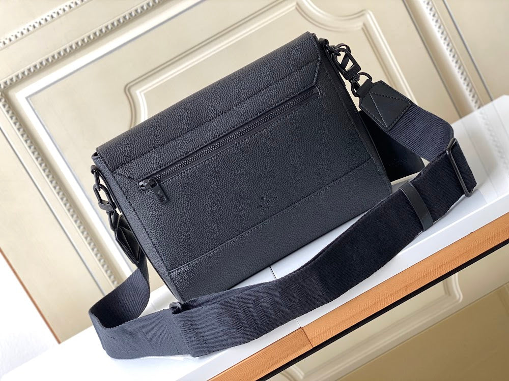 Anum Bags ln Luxury Bag --70473