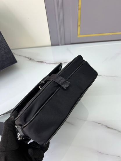 Anum Bags Pradn Luxury Bag --101617