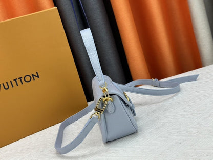 Anum Bags ln Luxury Bag --76177