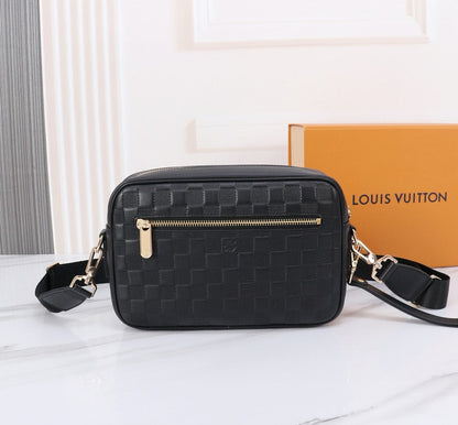 Anum Bags ln Luxury Bag --71234