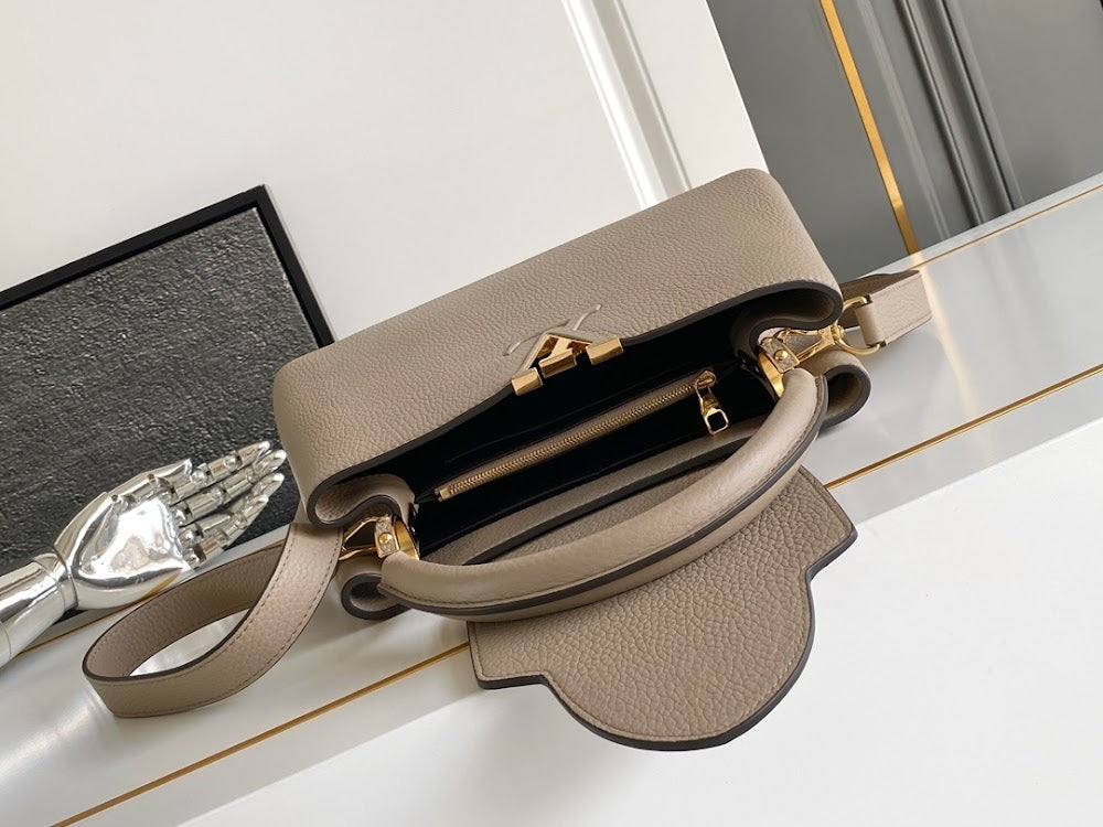 Anum Bags ln Luxury Bag --96822