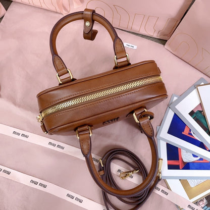 Anum Bags Miun Miun Luxury Bag --123720