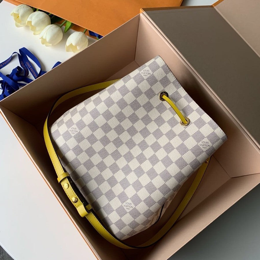 Anum Bags ln Luxury Bag --96812