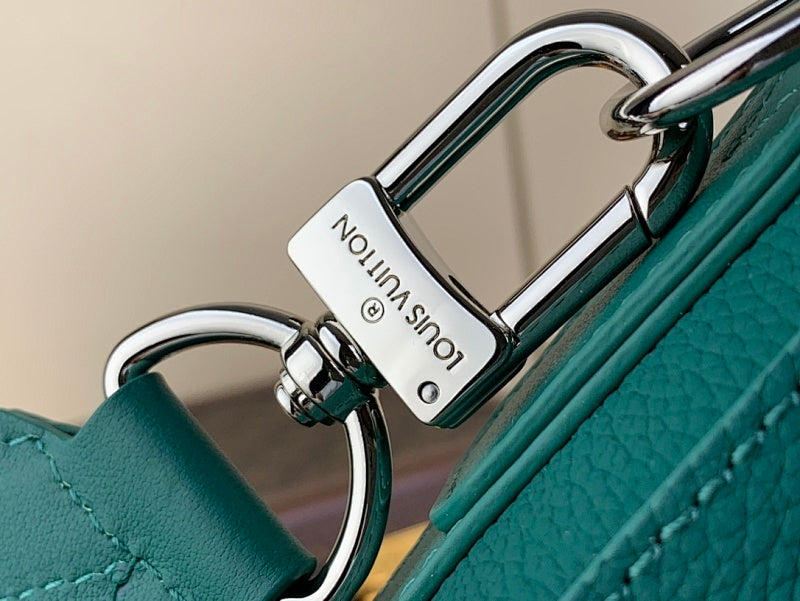 Anum Bags ln Luxury Bag --61703