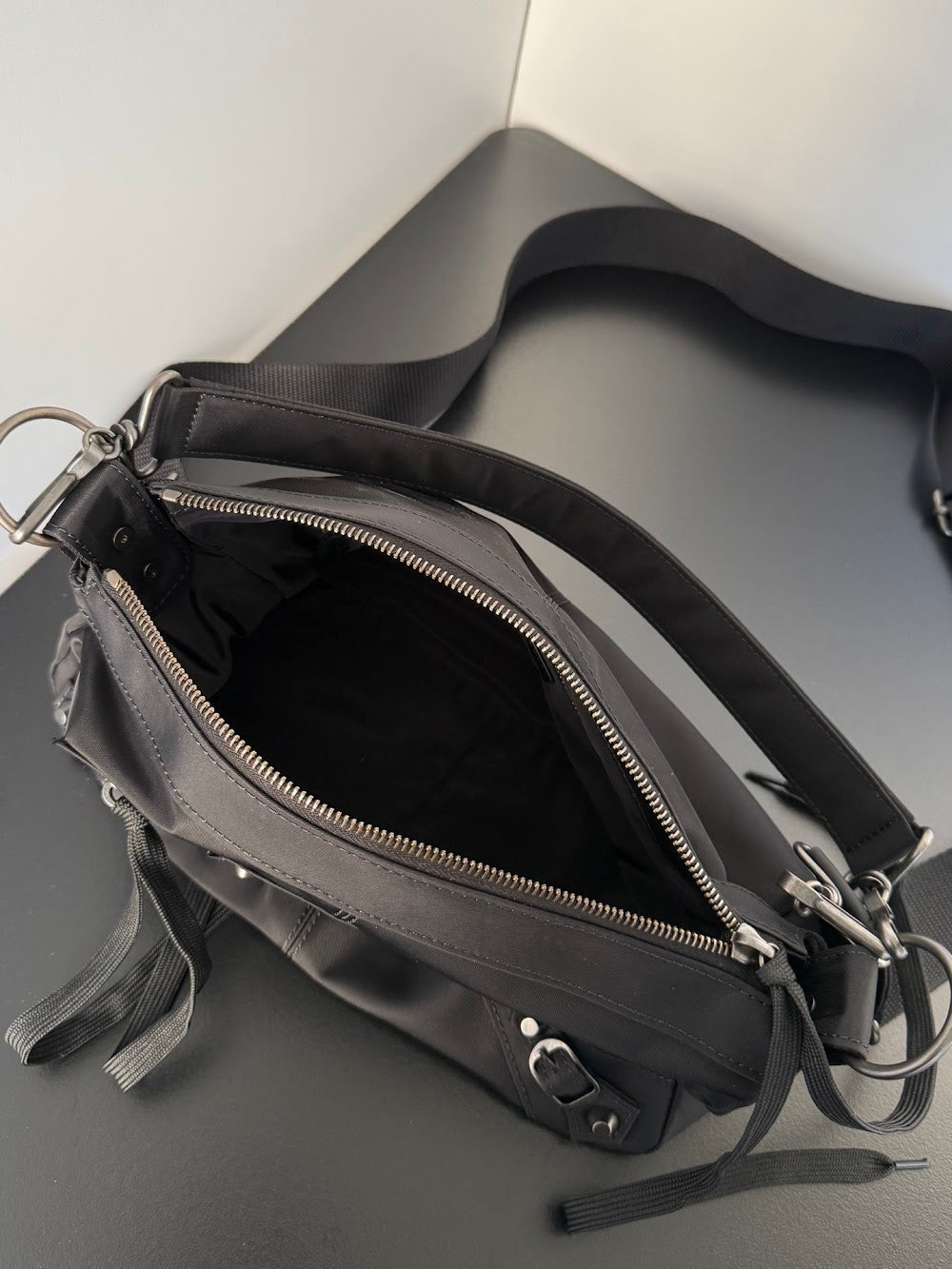 Anum Bags Balenciaga Luxury Bag --111689
