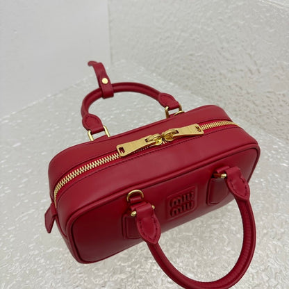 Anum Bags Miun Miun Luxury Bag --123414
