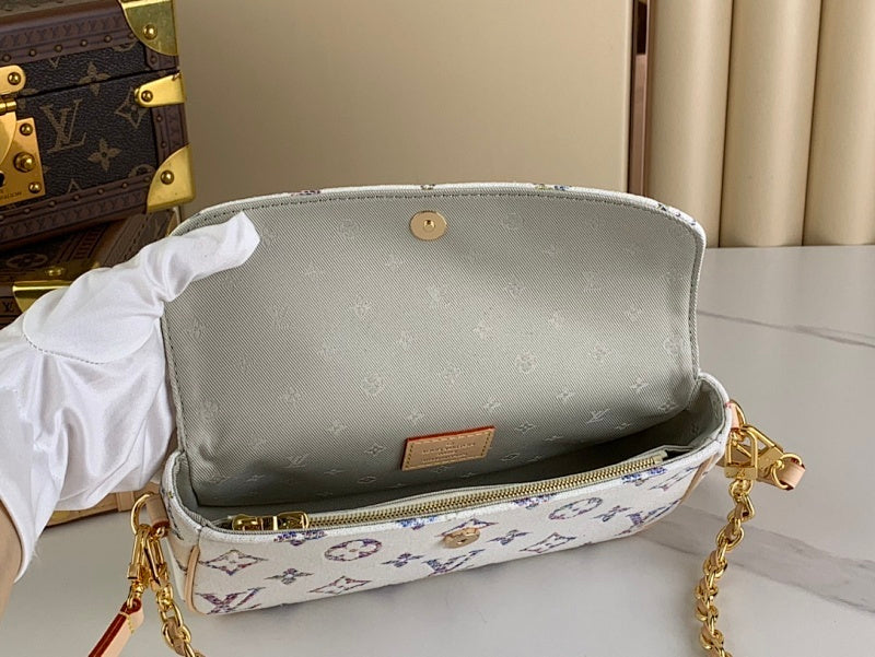 Anum Bags ln Luxury Bag --62249